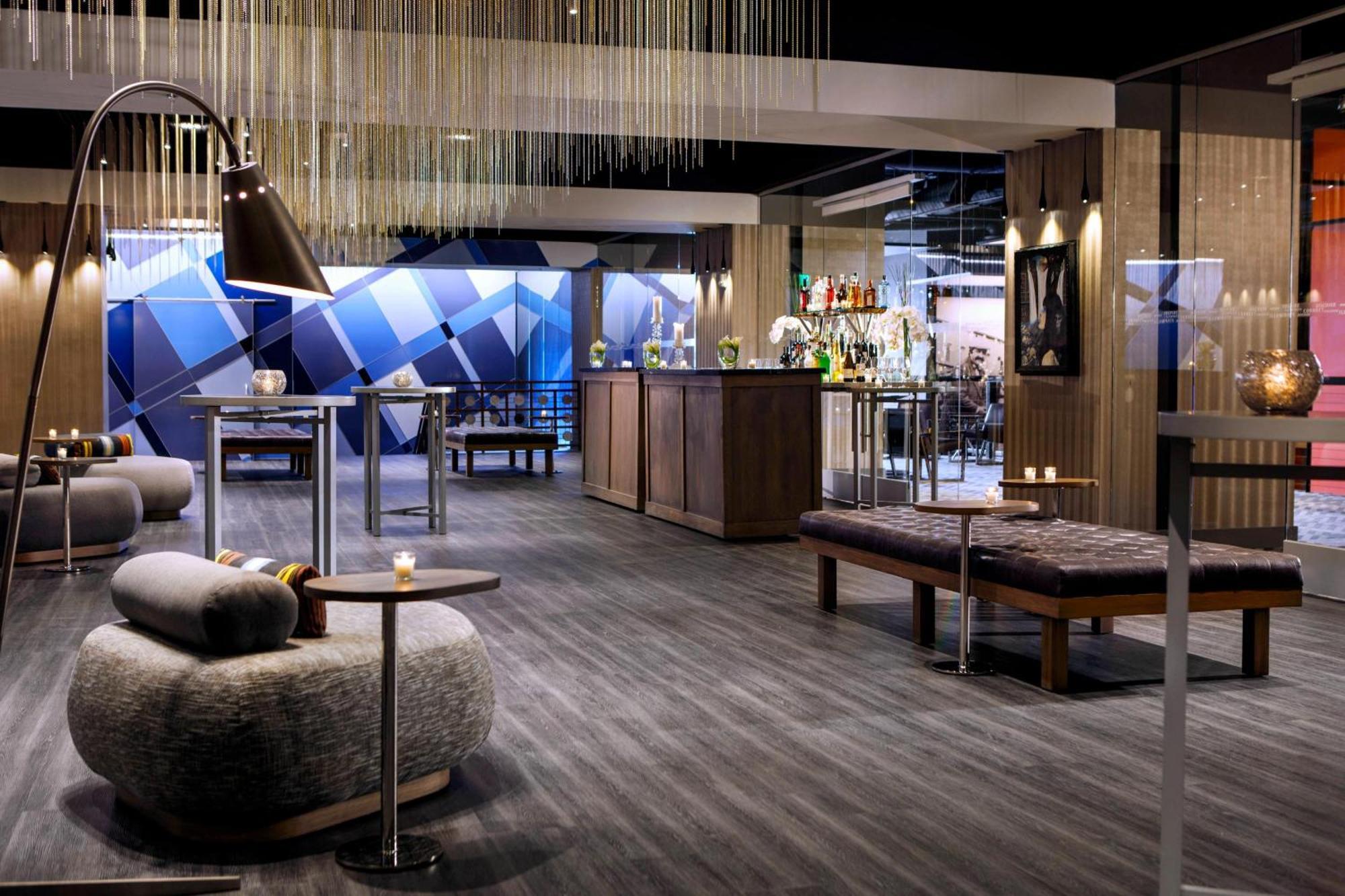 Renaissance Reno Downtown Hotel & Spa エクステリア 写真