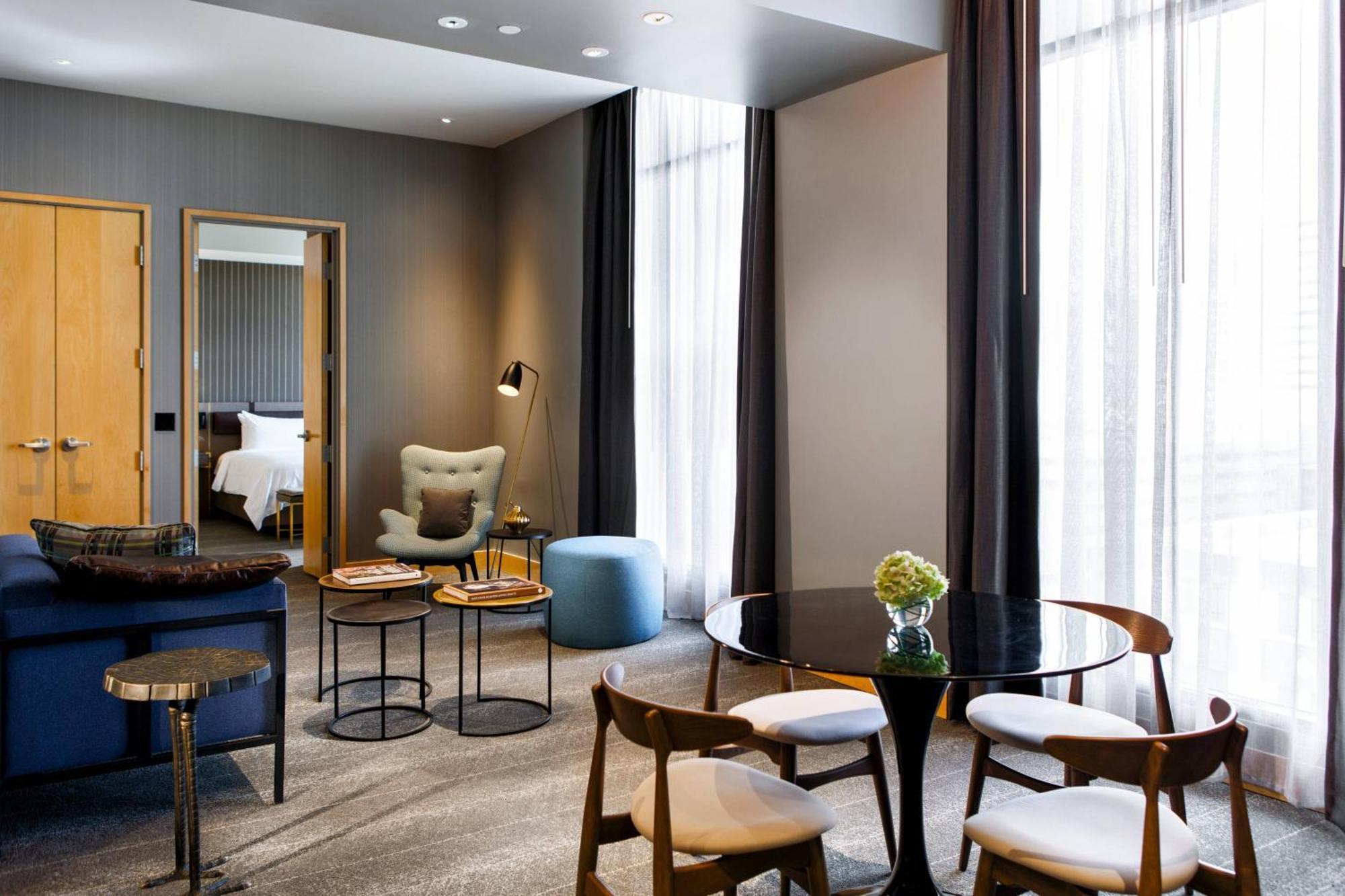 Renaissance Reno Downtown Hotel & Spa エクステリア 写真