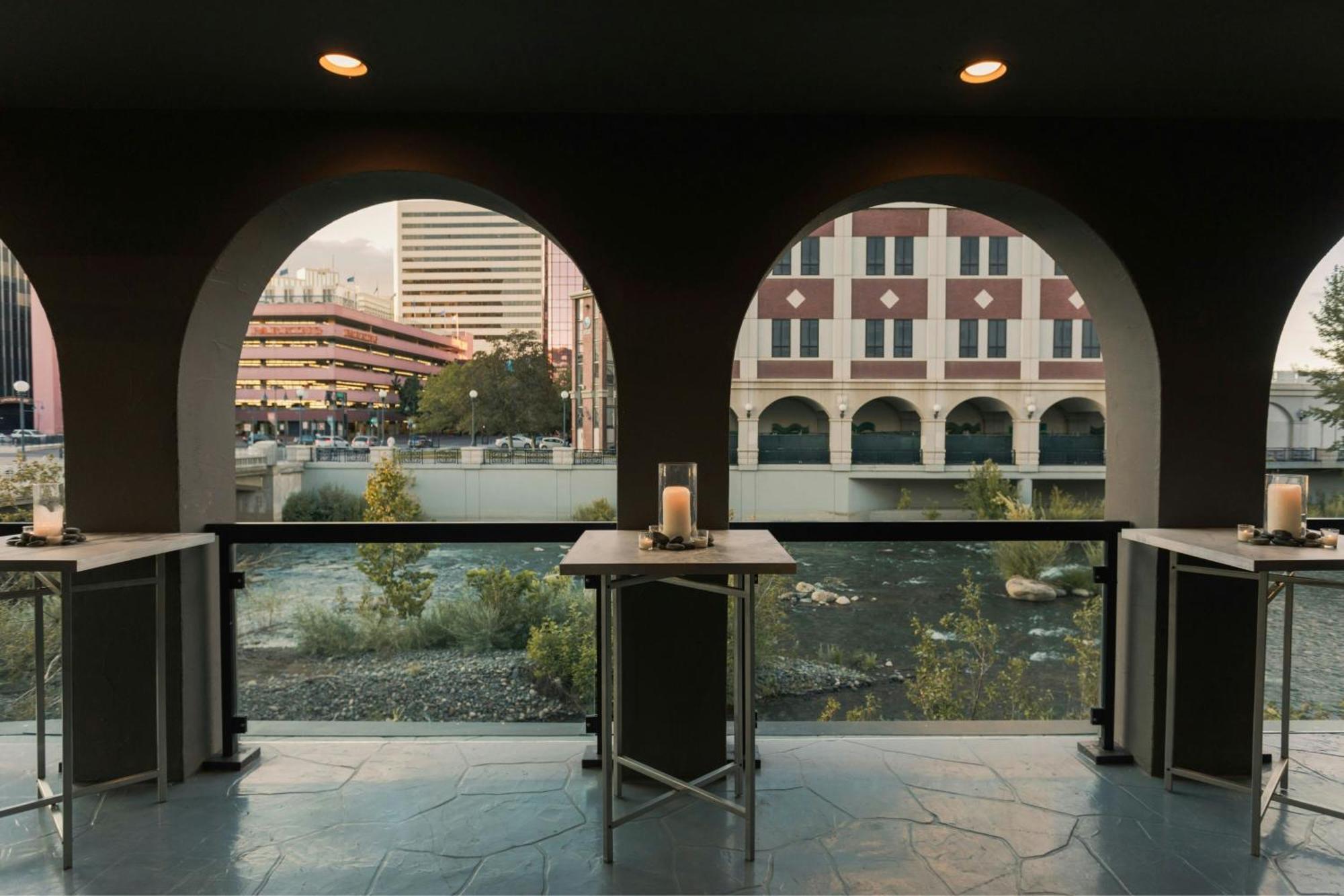 Renaissance Reno Downtown Hotel & Spa エクステリア 写真